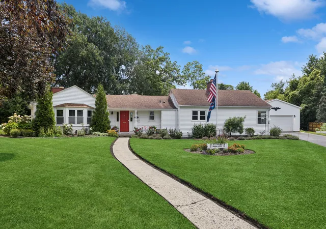 1st image of 607 Rosedale Rd, Glenview, IL 60025 | MLS# 12708744