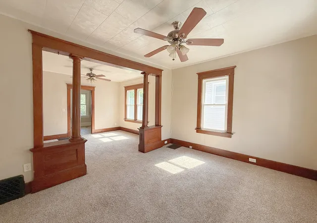 3rd image of 3325 7 1/2 Ave, Rock Island, IL 61201 | MLS# 12708828