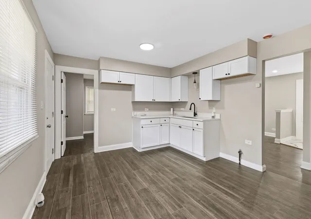 5th image of 14737 Blackstone Ave, Dolton, IL 60419 | MLS# 12708891