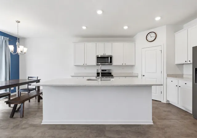 3rd image of 25438 W Ryan Ln, Plainfield, IL 60586 | MLS# 12708953