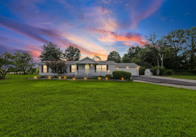 2nd image of 4581 Hotze Rd, Salem, IL 62881 | MLS# 12709110