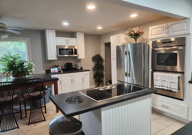 2nd image of 2412 Durness Ct, Crest Hill, IL 60403 | MLS# 12709121