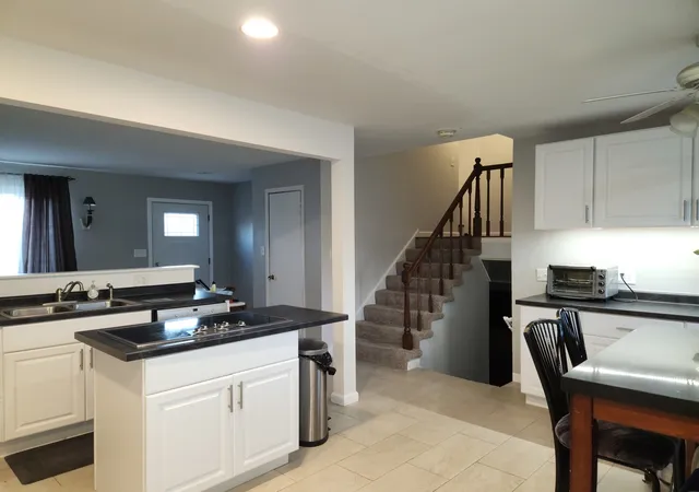 4th image of 2412 Durness Ct, Crest Hill, IL 60403 | MLS# 12709121