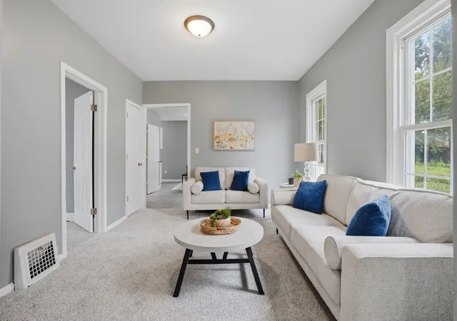 Photo 3 of Single family home for sale at 1621 14 1/2 St, Rock Island, IL 61201 | MLS# 12709131 | Listing updated on 2026-08-25