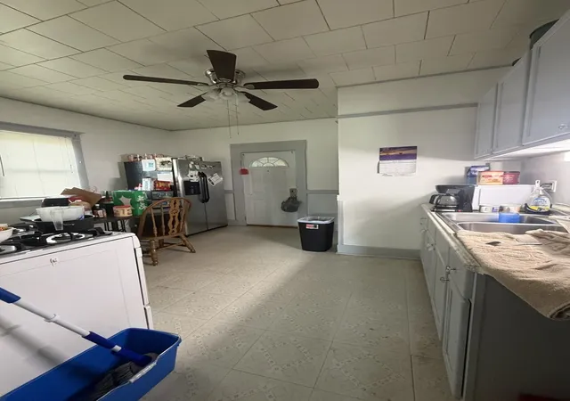 3rd image of 369-371 S 3Rd Ave S, Kankakee, IL 60901 | MLS# 12709177