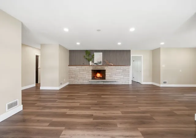 5th image of 1322 Douglas St, Joliet, IL 60435 | MLS# 12709289