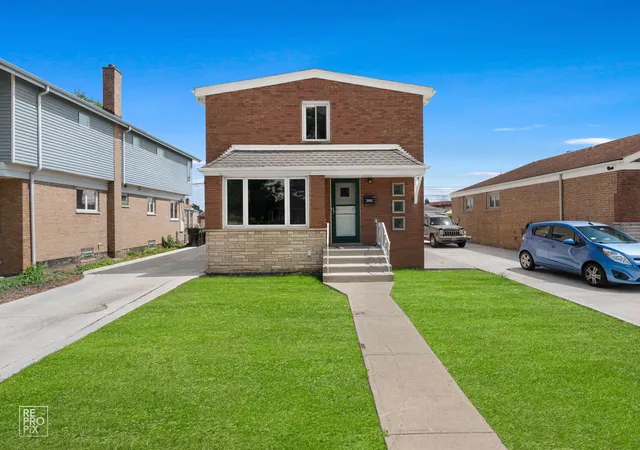 Photo 1 of Single family home for sale at 4329 W 81st Street, Chicago, IL 60652 | MLS# 12709547 | Listing updated on 2026-08-27