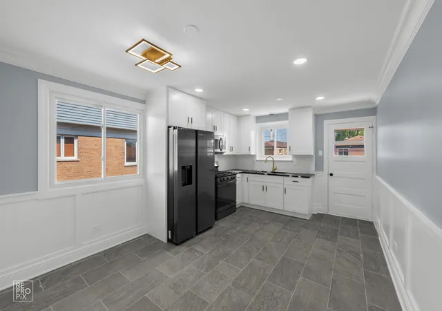 Photo 3 of Single family home for sale at 4329 W 81st Street, Chicago, IL 60652 | MLS# 12709547 | Listing updated on 2026-08-27
