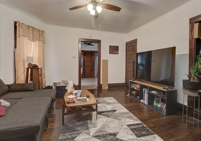 2nd image of 505 Fairbanks Ave, Joliet, IL 60432 | MLS# 12709686