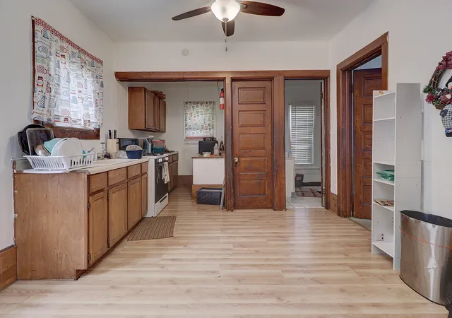 Photo 3 of Single family home for sale at 505 Fairbanks Ave, Joliet, IL 60432 | MLS# 12709686 | Listing updated on 2026-09-22