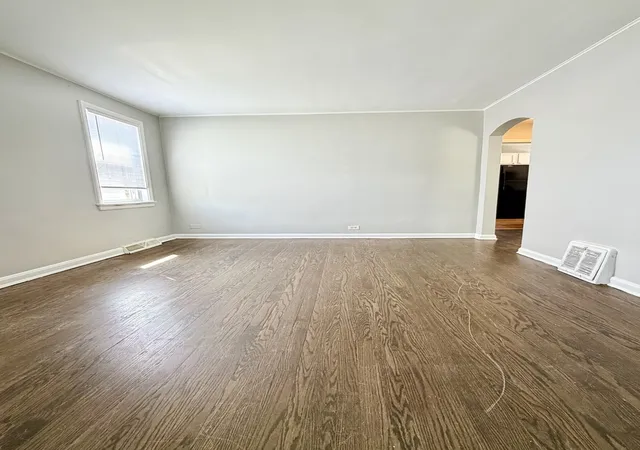 Photo 4 of Single family home for sale at 17826 School St, Lansing, IL 60438 | MLS# 12709756 | Listing updated on 2026-09-08