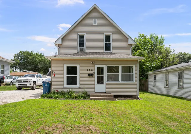 1st image of 220 30th Ave, East Moline, IL 61244 | MLS# 12709830