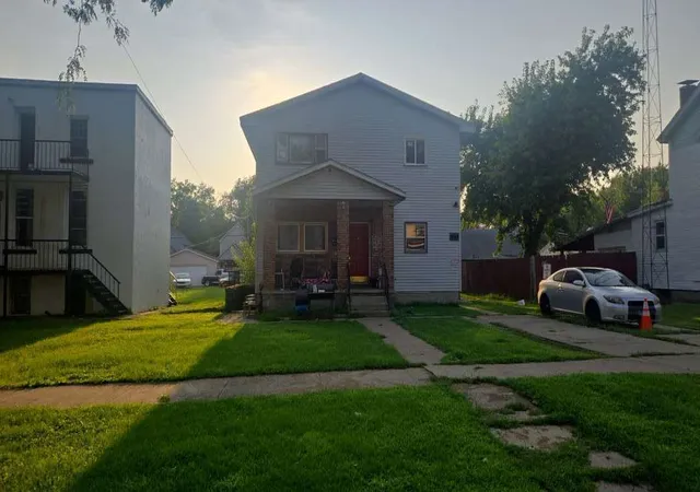 Photo 2 of Multi family home for sale at 543 S 3rd Avenue, Kankakee, IL 60901 | MLS# 12710105 | Listing updated on 2026-08-24