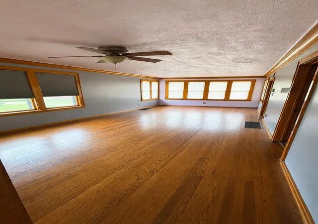2nd image of 554 W 116th St, Chicago, IL 60628 | MLS# 12710150