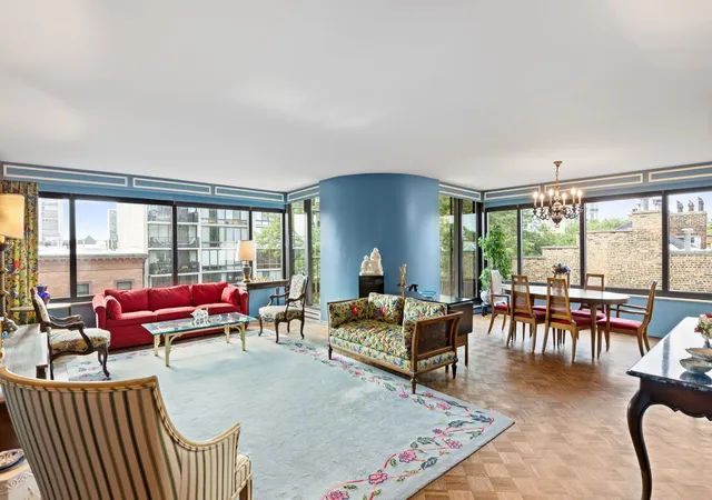 5th image of 1501 N State Pkwy, Chicago, IL 60610