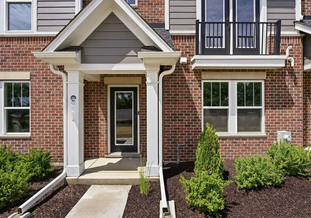 2nd image of 239 Mary Dr #14366, Schaumburg, IL 60193 | MLS# 12710546