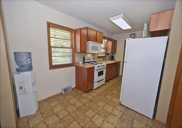 4th image of 1104 N 29Th Rd, Ottawa, IL 61350 | MLS# 12710577