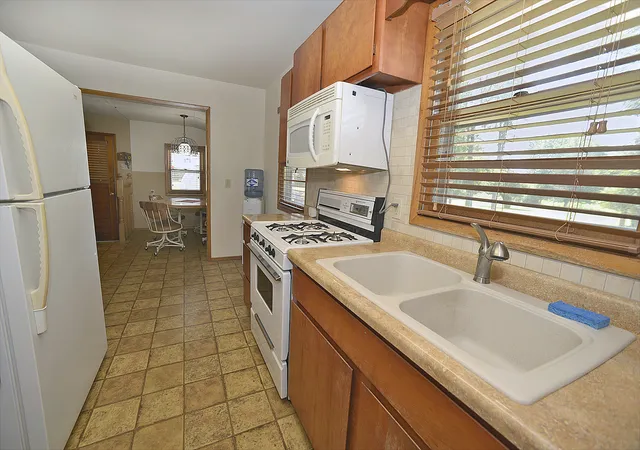 5th image of 1104 N 29Th Rd, Ottawa, IL 61350 | MLS# 12710577