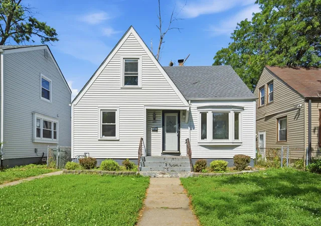 1st image of 14802 Grant St, Dolton, IL 60419 | MLS# 12710617