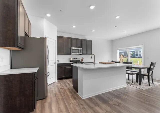 image of 16515 W Golden Valley Ln, Lockport, IL 60441 | MLS# 12710689