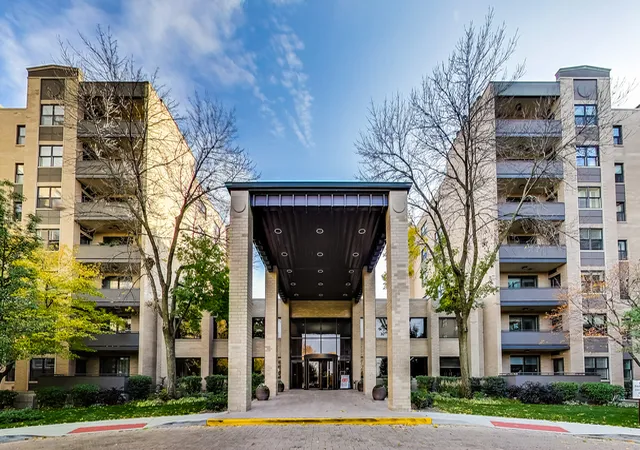 1st image of 4545 W Touhy Ave #409E, Lincolnwood, IL 60712 | MLS# 12710746