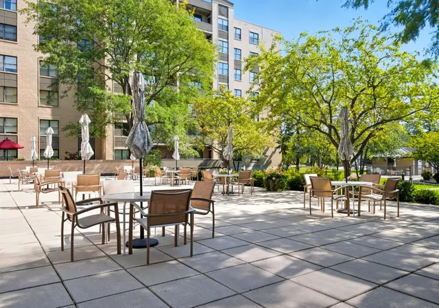 3rd image of 4545 W Touhy Ave #409E, Lincolnwood, IL 60712 | MLS# 12710746
