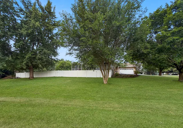 Photo 48 of Sale Pending at 3103 W Greenfield Dr, Freeport, IL 61032 | MLS# 12710748 | Listing updated on 2026-08-19