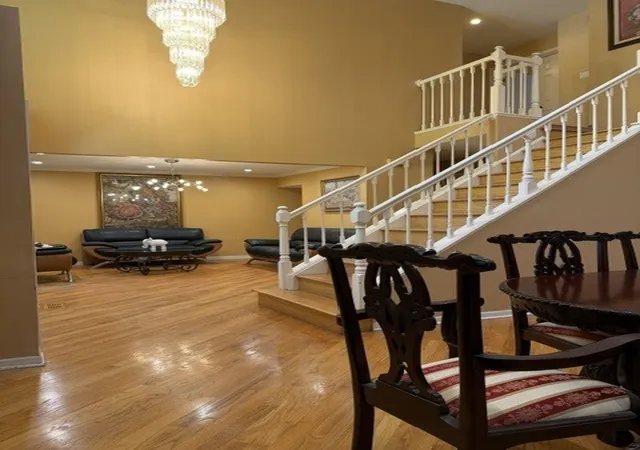 Photo 3 of Single family home for sale at 1410 Margate Dr, Buffalo Grove, IL 60089 | MLS# 12710778 | Listing updated on 2026-08-25