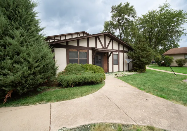 1st image of 4125 191st Pl #3, Country Club Hills, IL 60478 | MLS# 12710842