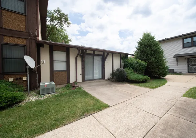 2nd image of 4125 191St Pl, Country Club Hills, IL 60478