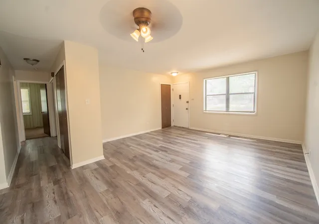 3rd image of 4125 191St Pl, Country Club Hills, IL 60478