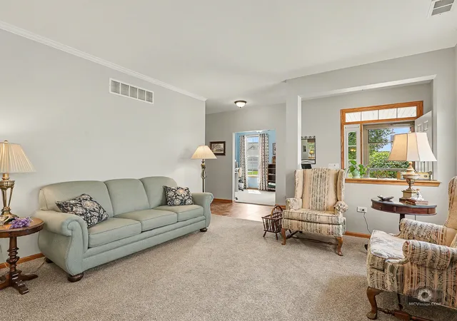 image of 17125 Mendota Dr, Lockport, IL 60441 | MLS# 12710852