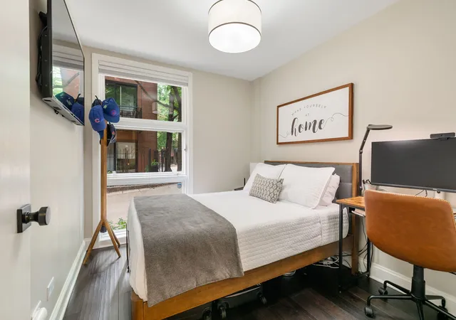 3rd image of 2024 W Willow St #B, Chicago, IL 60647 | MLS# 12710902