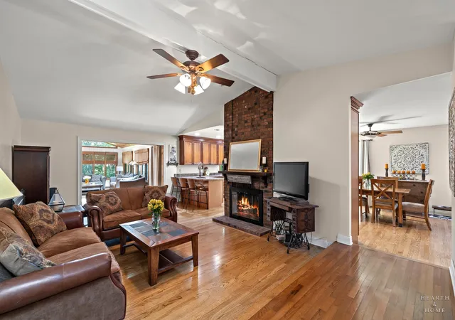 Photo 3 of Single family home for sale at 1059 N Old Ml Rd, Palatine, IL 60067 | MLS# 12710908 | Listing updated on 2026-08-25