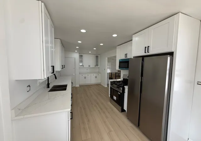Photo 3 of Single family home for sale at 3839 Ridgeland Ave, Berwyn, IL 60402 | MLS# 12711316 | Listing updated on 2026-10-06