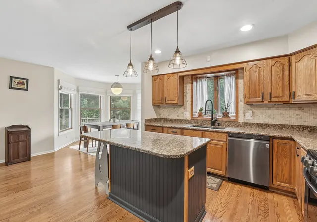 4th image of 1164 Liberty Ave, Cary, IL 60013 | MLS# 12711337