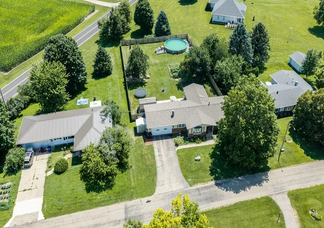 Photo 2 of Single family home for sale at 208 Pittman Ct, Manlius, IL 61338 | MLS# 12711344 | Listing updated on 2026-08-23