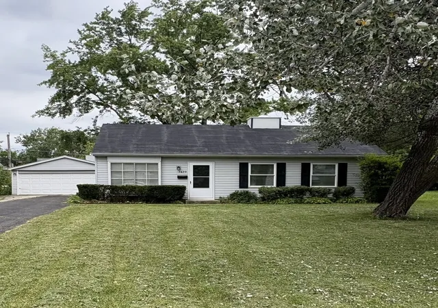 1st image of 3420 Greenbriar Dr, Glenview, IL 60025 | MLS# 12711360