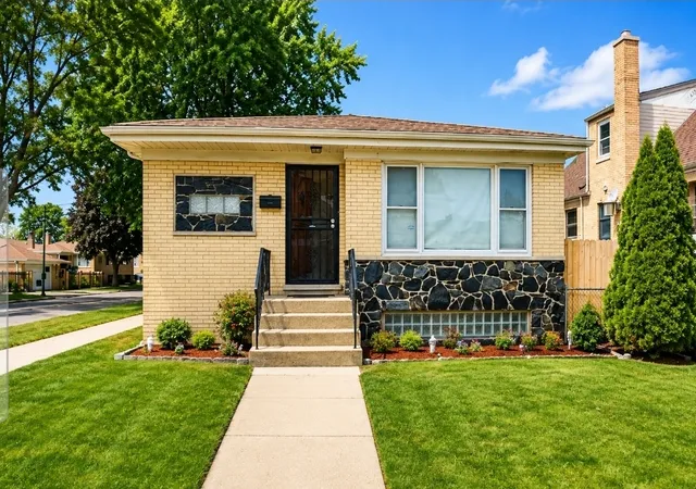 1st image of 3000 N Neenah Ave, Chicago, IL 60634 | MLS# 12711676