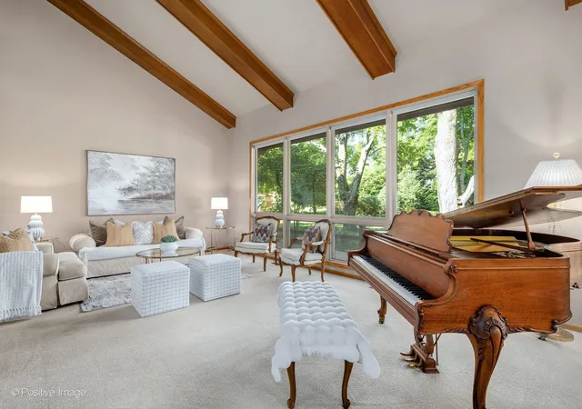 Photo 4 of Single family home for sale at 1116 Laurie Ln, Burr Ridge, IL 60527 | MLS# 12711796 | Listing updated on 2026-08-18
