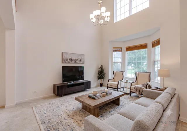 5th image of 2030 Padua Dr, Elgin, IL 60123 | MLS# 12711928