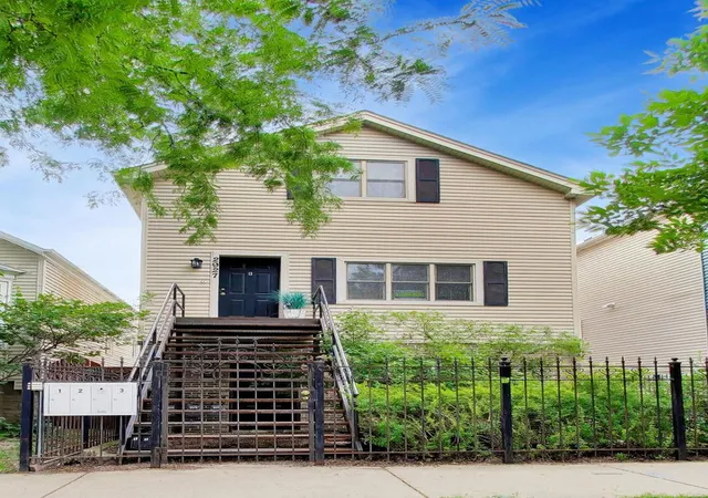 1st image of 2927 N Gresham Ave #1, Chicago, IL 60618 | MLS# 12711934