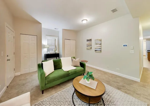 3rd image of 2927 N Gresham Ave #1, Chicago, IL 60618 | MLS# 12711934