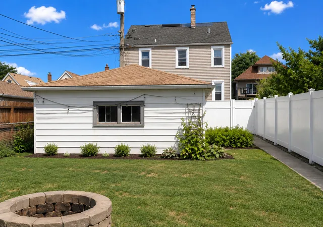Photo 20 of Single family home for sale at 5927 S Kildare Ave, Chicago, IL 60629 | MLS# 12712011 | Listing updated on 2026-08-29