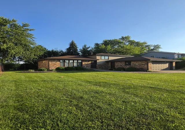 2nd image of 6159 Marsh Ln, Matteson, IL 60443 | MLS# 12712155