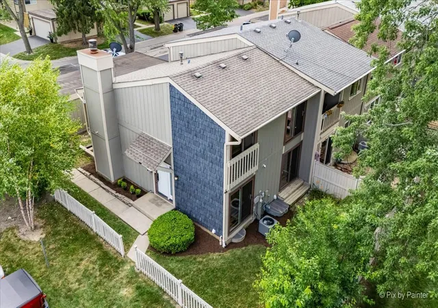 Photo 1 of Townhouse for sale at 642 Glacier Trl, Roselle, IL 60172 | MLS# 12712159 | Listing updated on 2026-08-21