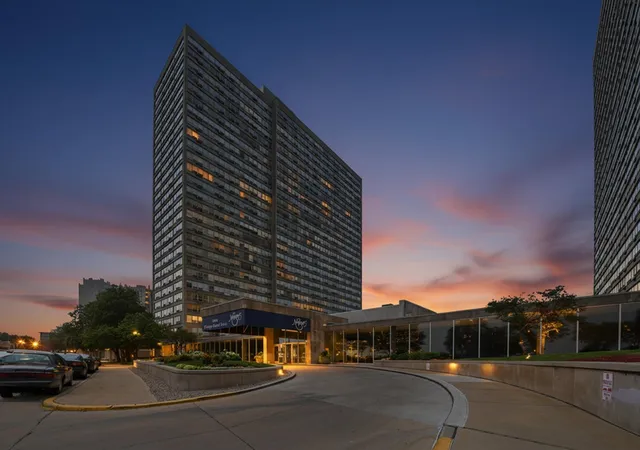 2nd image of 4800 S Chicago Beach Dr #1503S, Chicago, IL 60615 | MLS# 12712232