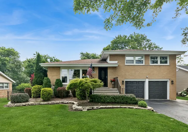 1st image of 117 Linden Dr, Frankfort, IL 60423 | MLS# 12712390