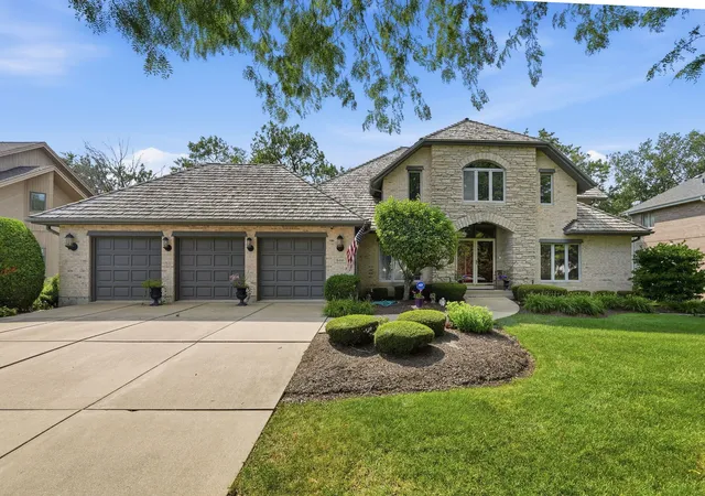 Photo 1 of Mansion for sale at 8416 Evergreen Ln, Darien, IL 60561 | MLS# 12712431 | Listing updated on 2026-08-19