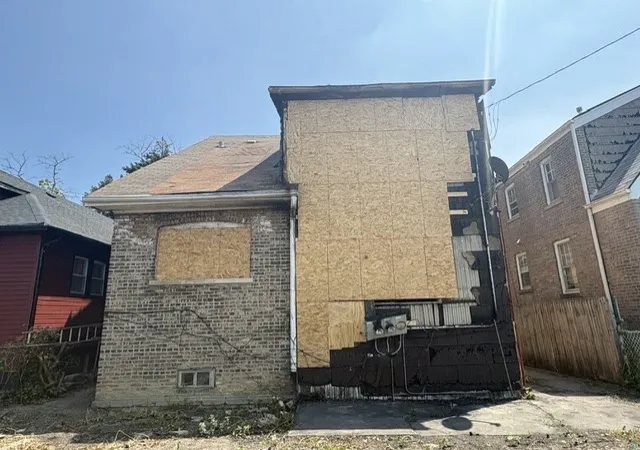 8th image of 10404 S Emerald Ave, Chicago, IL 60628 | MLS# 12712462